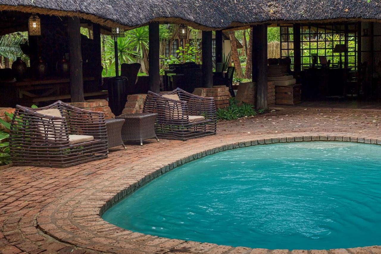The Royal Sichango Village Livingstone Exteriör bild