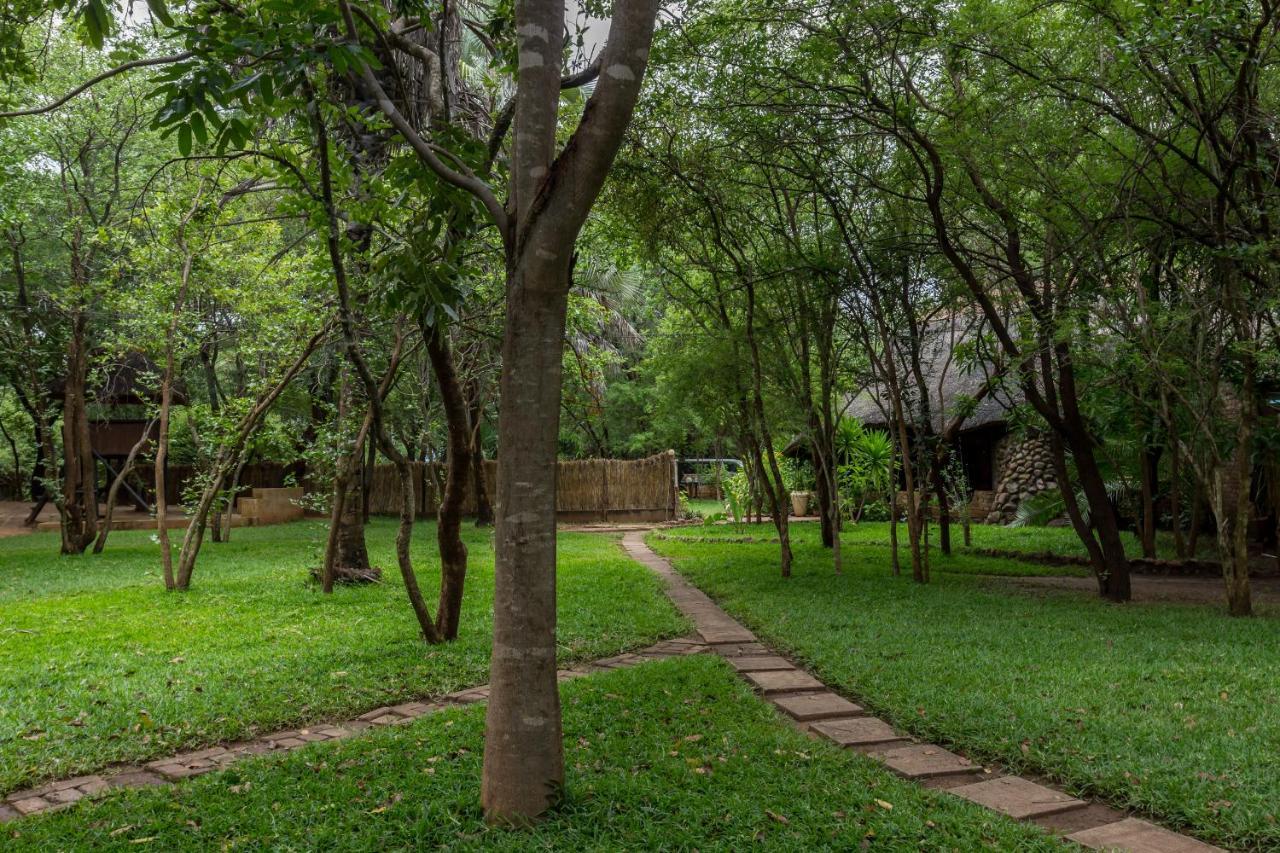 The Royal Sichango Village Livingstone Exteriör bild
