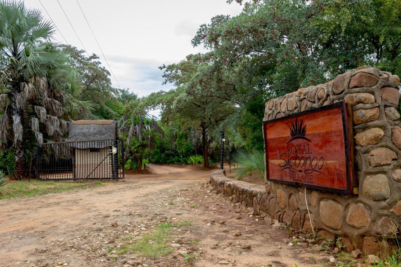 The Royal Sichango Village Livingstone Exteriör bild